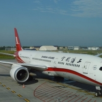 A koronavírus miatt a Budapestre közvetlenül közlekedő sanghaji járatot is felfüggesztette a Shanghai Airlines