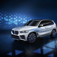 A BMW Group gőzerővel dolgozik az alternatív hajtáslánc-technológiák kifejlesztésén