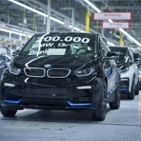 Kategóriája úttörője és a fenntartható mobilitás iránymutatója: már 200 000 darab BMW i3 gurul a világ útjain