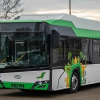 Elektromos buszok közlekednek február 1-től Pakson