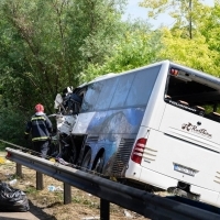 Utazásszervező: kifogástalan műszaki állapotú volt, márciusban vizsgázott a Mercedes busz