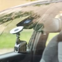 Ezzel védekeznek az autóvezetők – egyre több fogy a menetrögzítő kamerákból