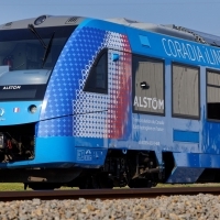 Az Alstom hidrogénvonatok forgóváz-kereteinek gyártásával bővíti magyarországi tevékenységét