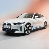 A BMW Group megduplázta tisztán elektromos meghajtású modelljei globális értékesítési eredményét
