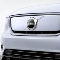 A Volvo Cars új technológiai központot kíván nyitni a lengyelországi Krakkóban