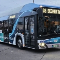 Debrecenben és további öt vidéki nagyvárosban tesztelik a hidrogénbuszt, Messer hidrogénnel